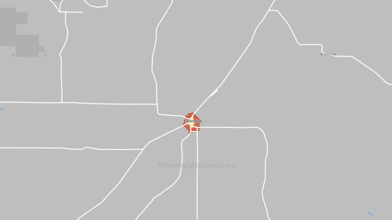 Walk Grade map of Harrington, WA, walkable areas in green and car-dependent areas in red