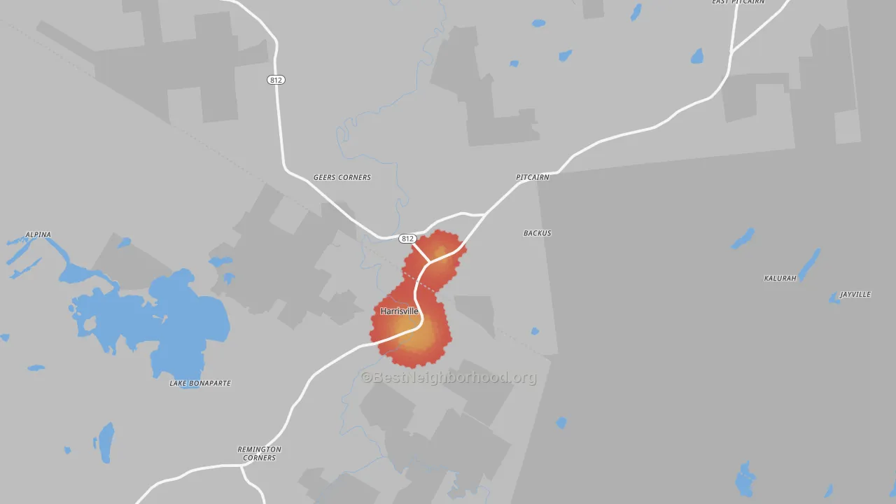 Walk Grade map of Harrisville, NY, walkable areas in green and car-dependent areas in red