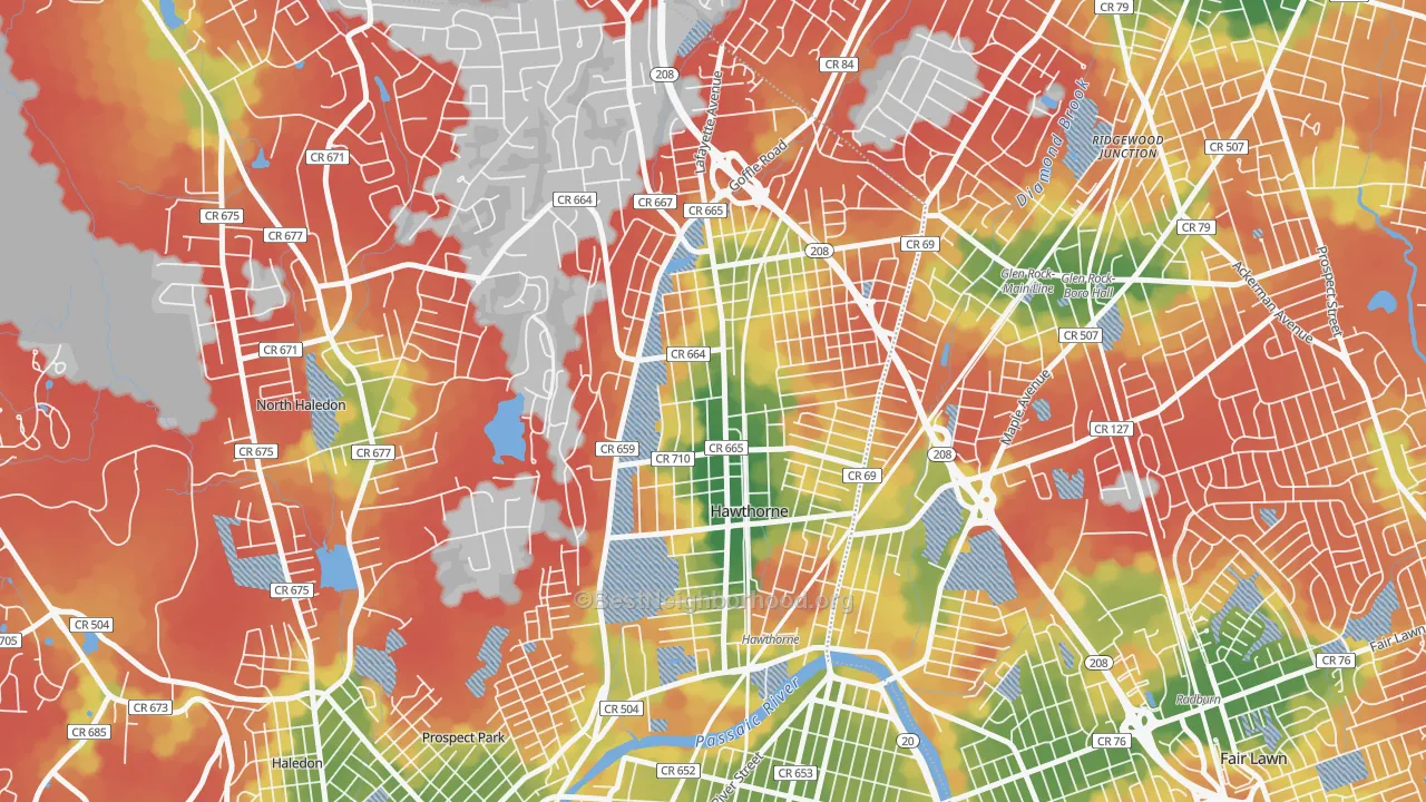 Walk Grade map of Hawthorne, NJ, walkable areas in green and car-dependent areas in red