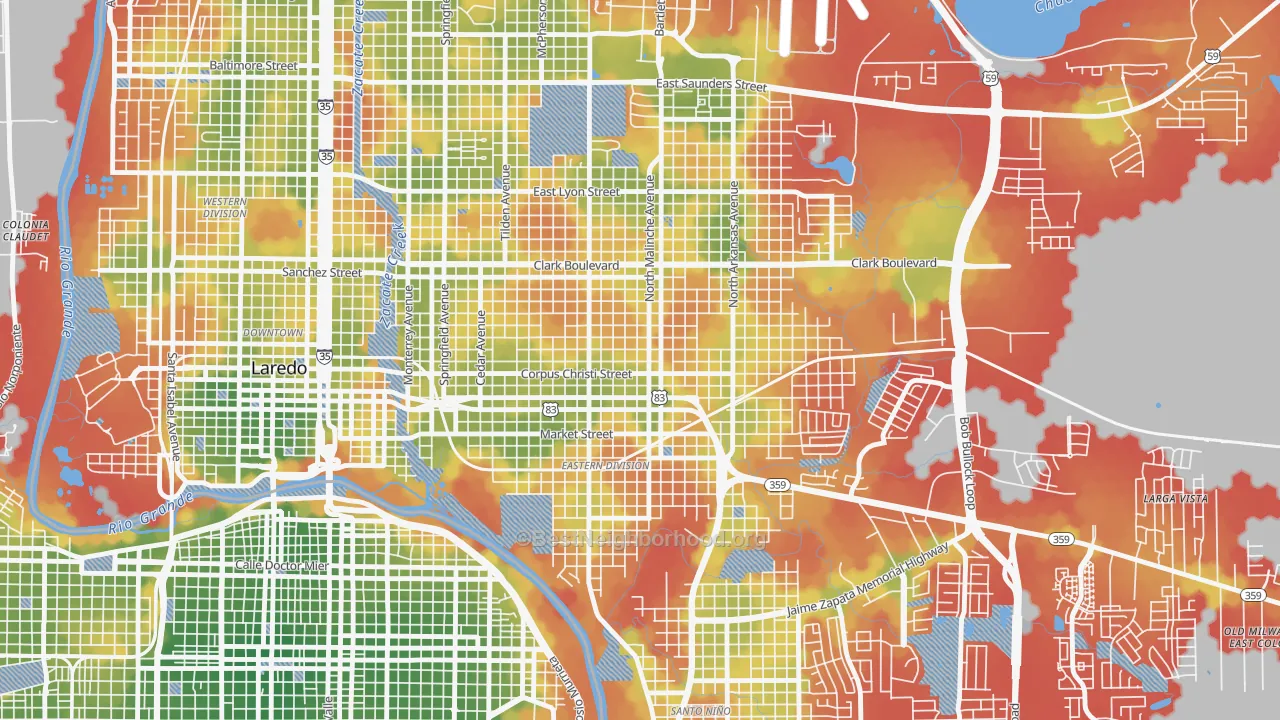 Walk Grade map of Heights, Laredo, TX, walkable areas in green and car-dependent areas in red