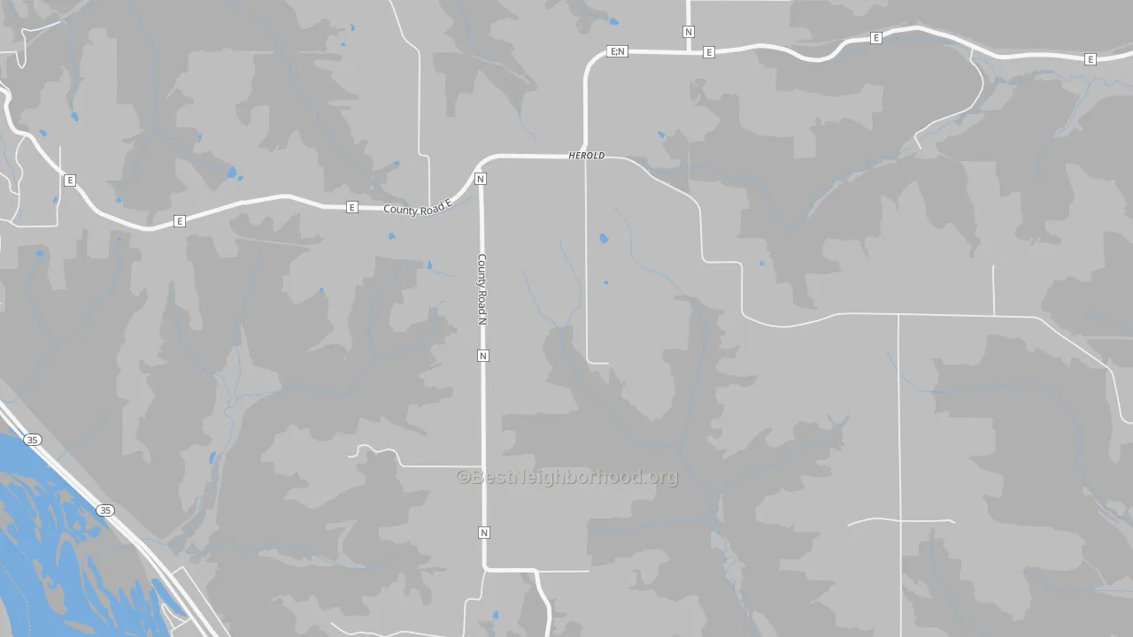 Walk Grade map of Herold, WI, walkable areas in green and car-dependent areas in red