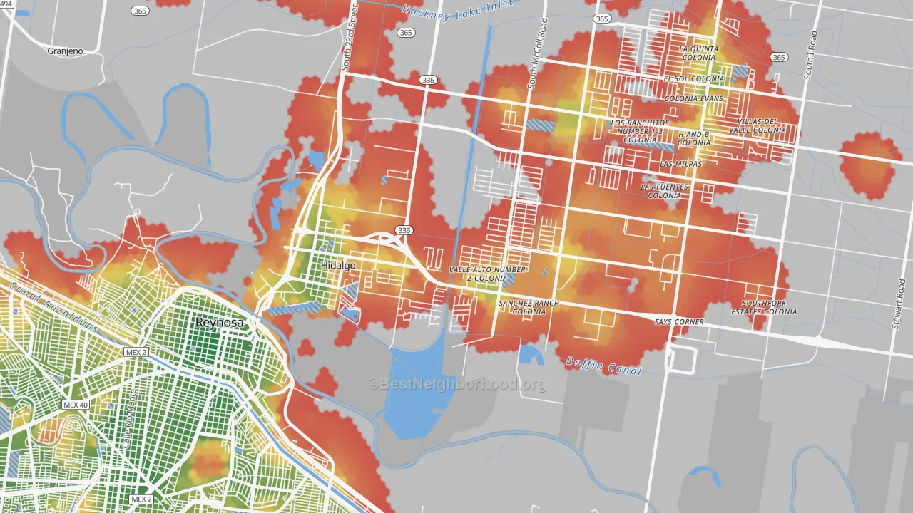 Walk Grade map of Hidalgo, TX, walkable areas in green and car-dependent areas in red