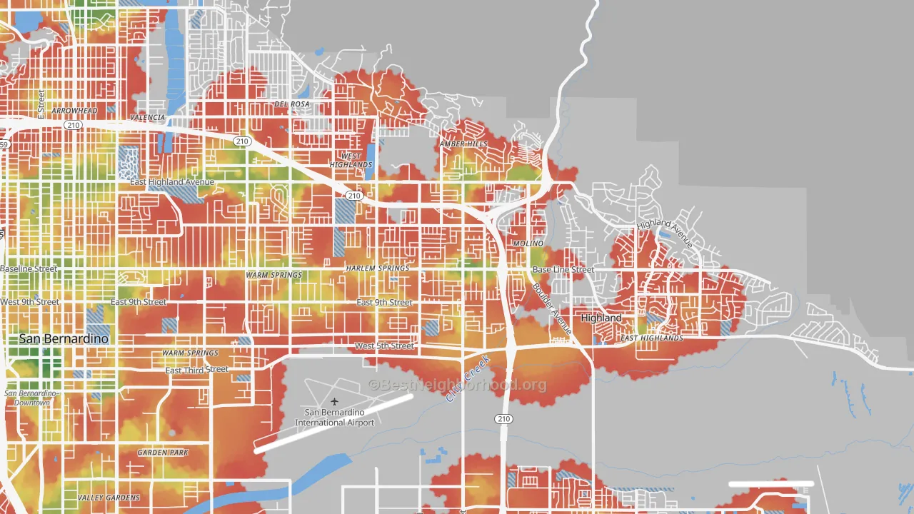 Walk Grade map of Highland, CA, walkable areas in green and car-dependent areas in red
