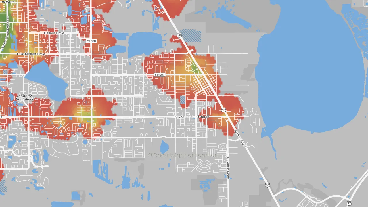 Walk Grade map of Highland City, FL, walkable areas in green and car-dependent areas in red