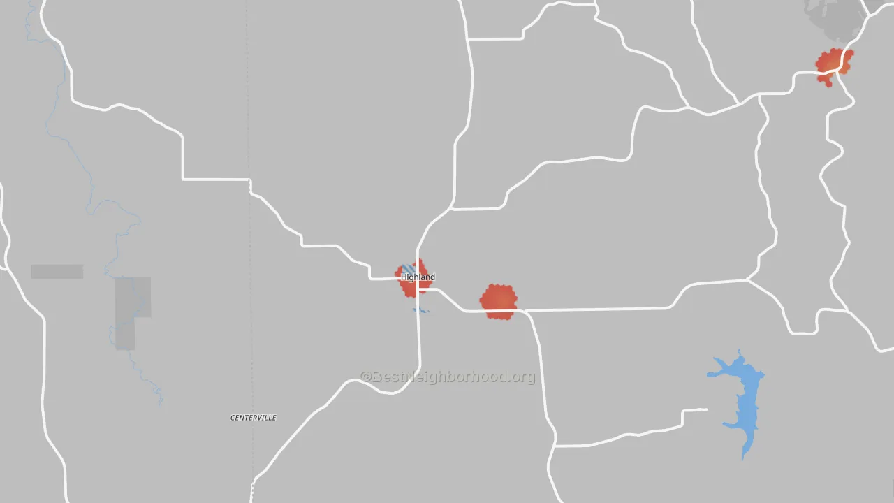 Walk Grade map of Highland, WI, walkable areas in green and car-dependent areas in red