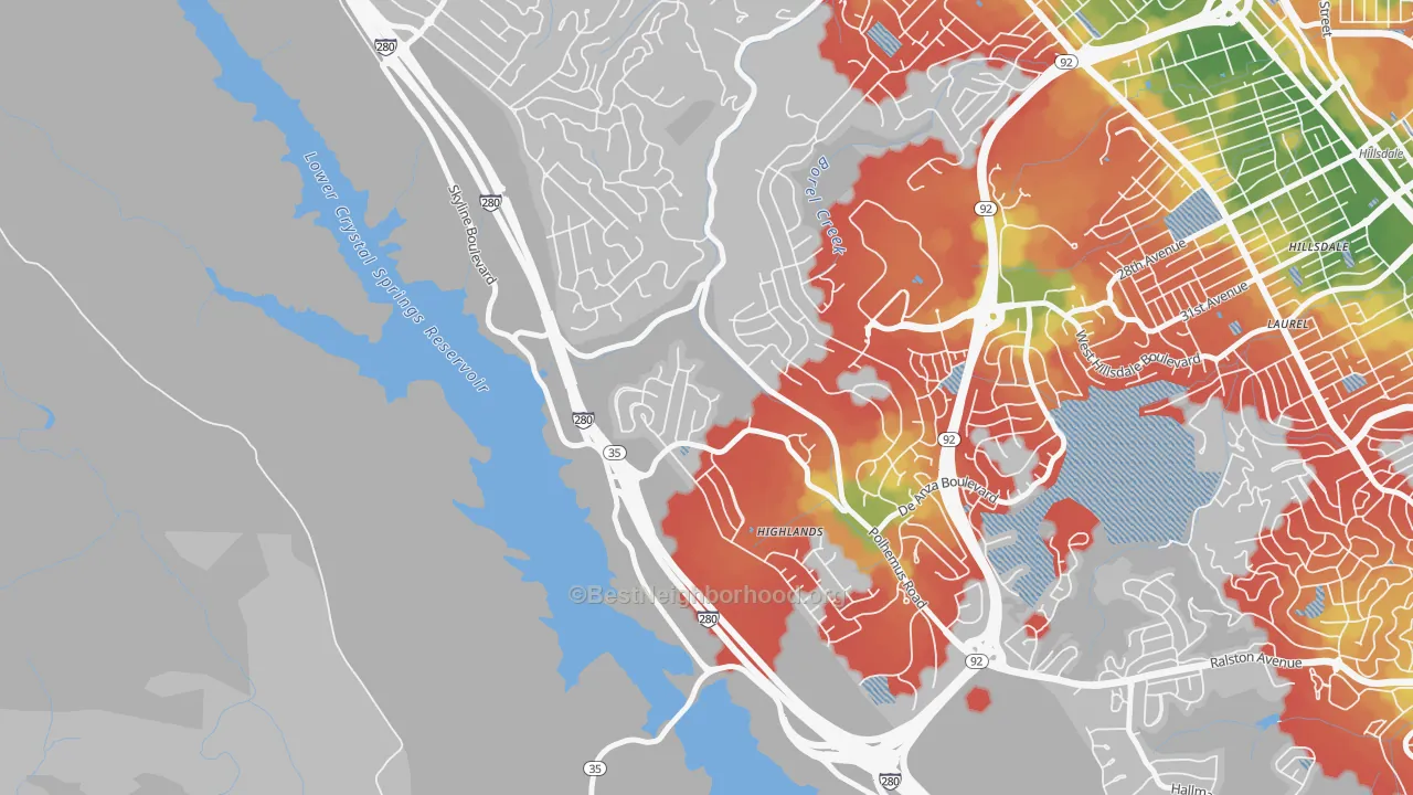 Walk Grade map of Highlands-Baywood Park, CA, walkable areas in green and car-dependent areas in red
