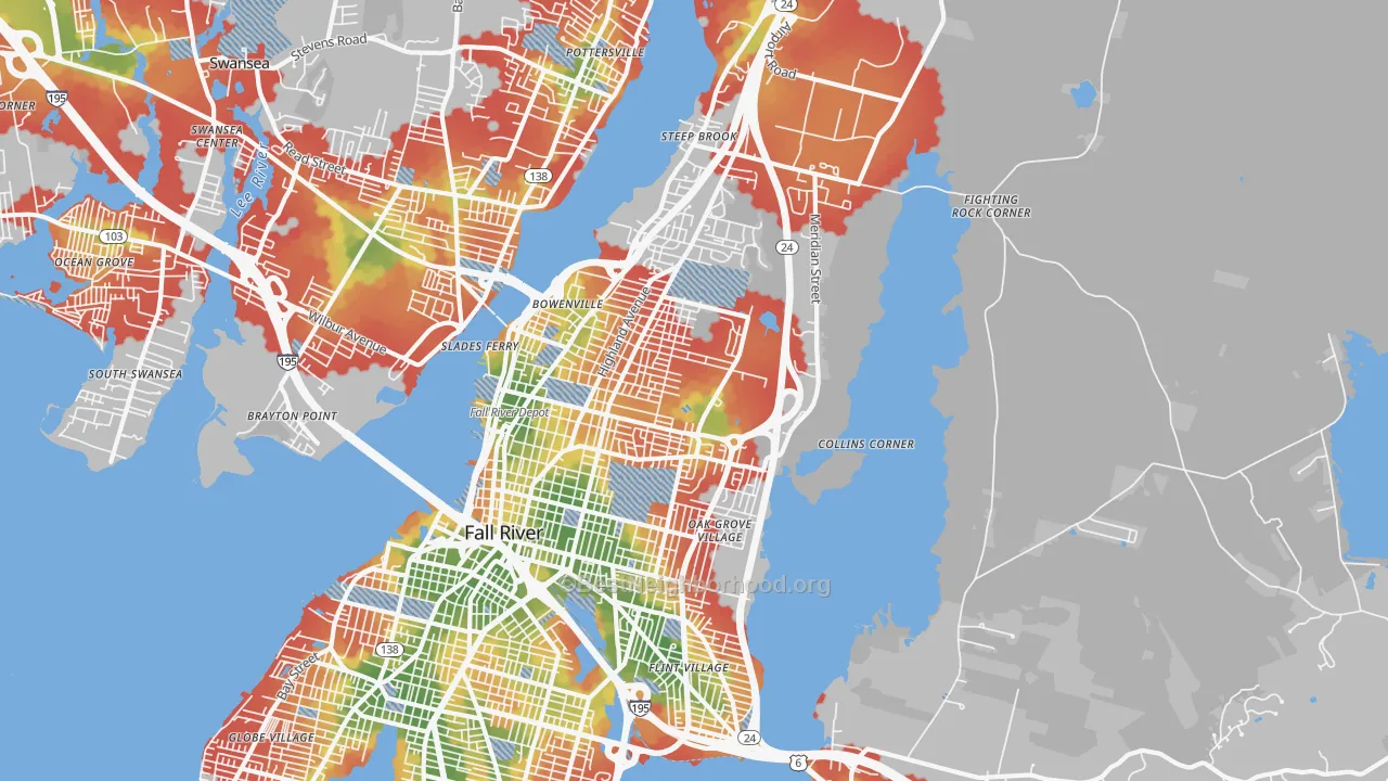 Walk Grade map of Highlands-Providence, Fall River, MA, walkable areas in green and car-dependent areas in red