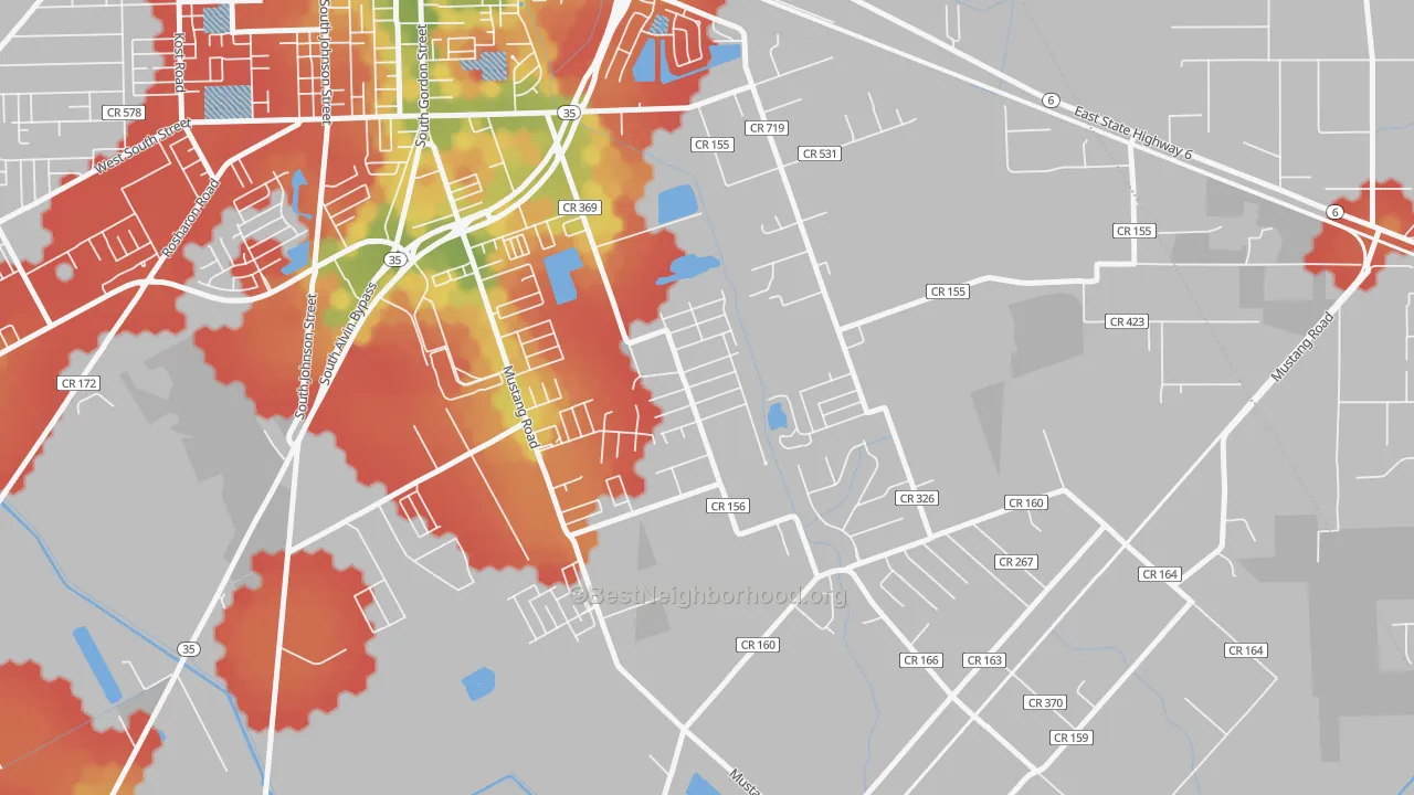Walk Grade map of Hillcrest, TX, walkable areas in green and car-dependent areas in red