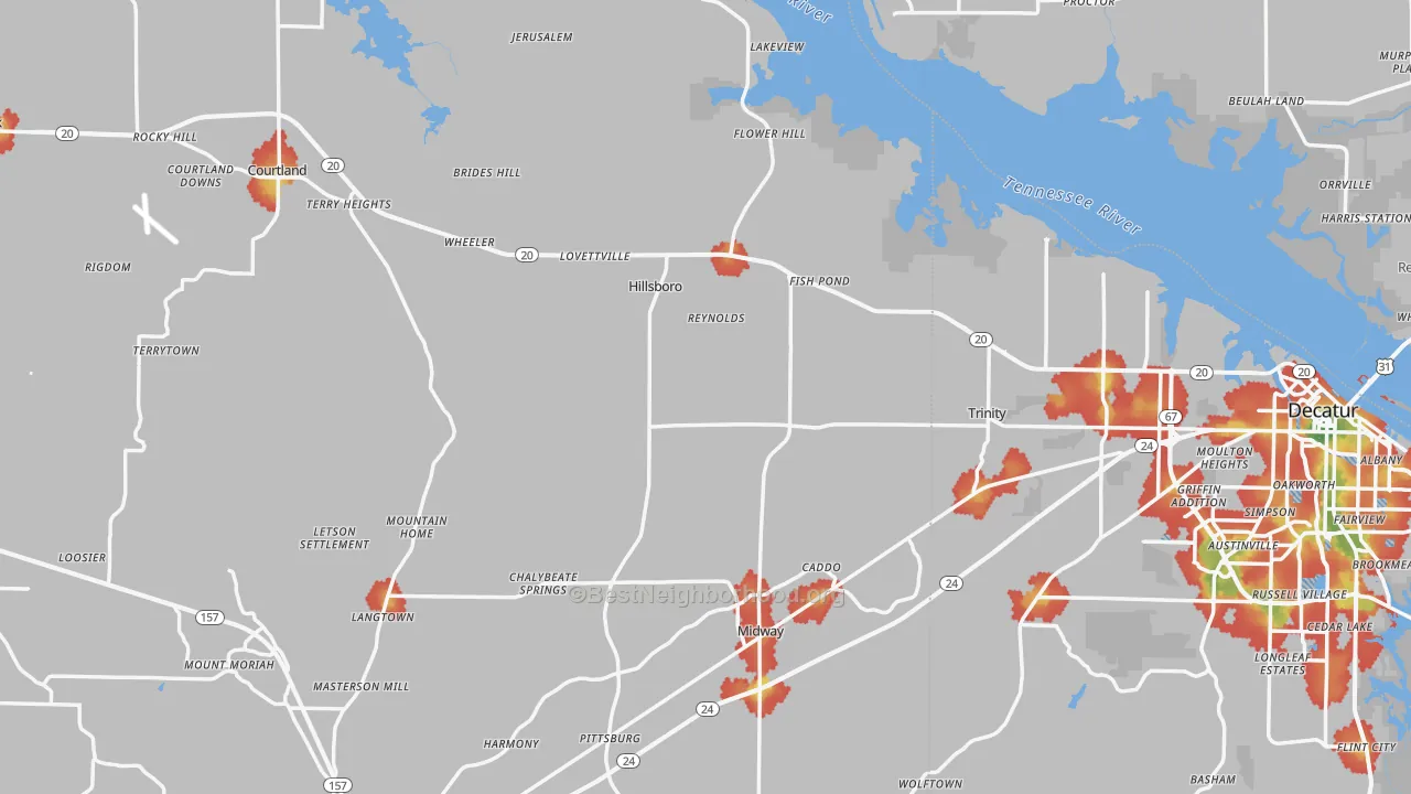 Walk Grade map of Hillsboro, AL, walkable areas in green and car-dependent areas in red