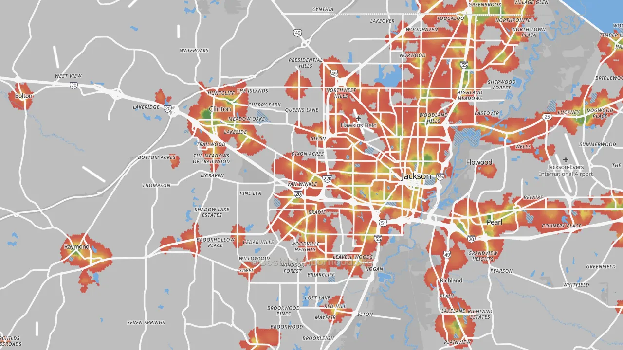 Walk Grade map of Hinds County, MS, walkable areas in green and car-dependent areas in red