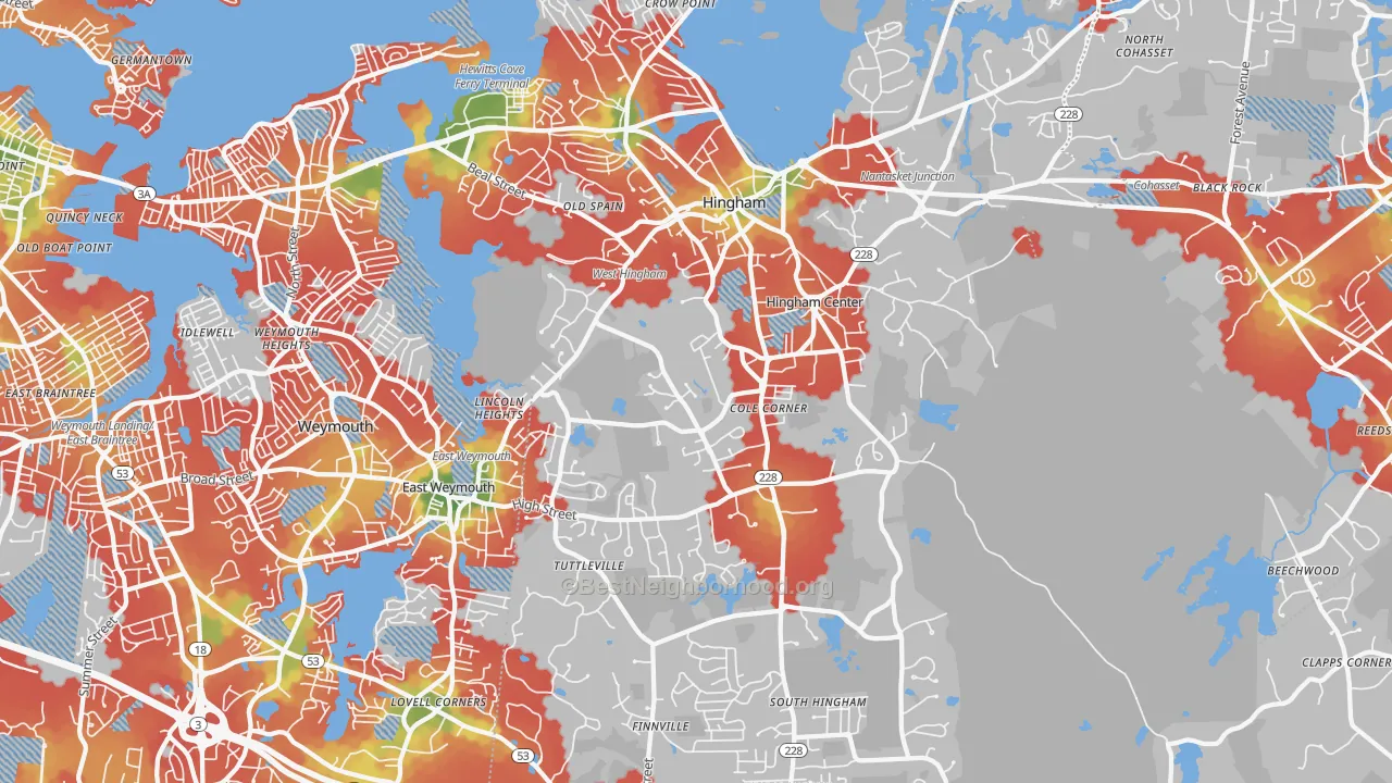 Walk Grade map of Hingham, MA, walkable areas in green and car-dependent areas in red