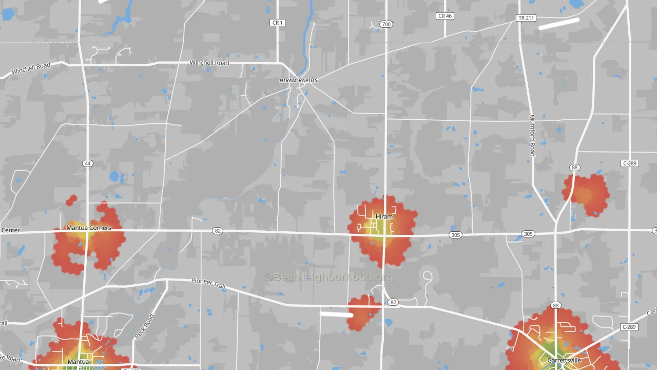 Walk Grade map of Hiram, OH, walkable areas in green and car-dependent areas in red