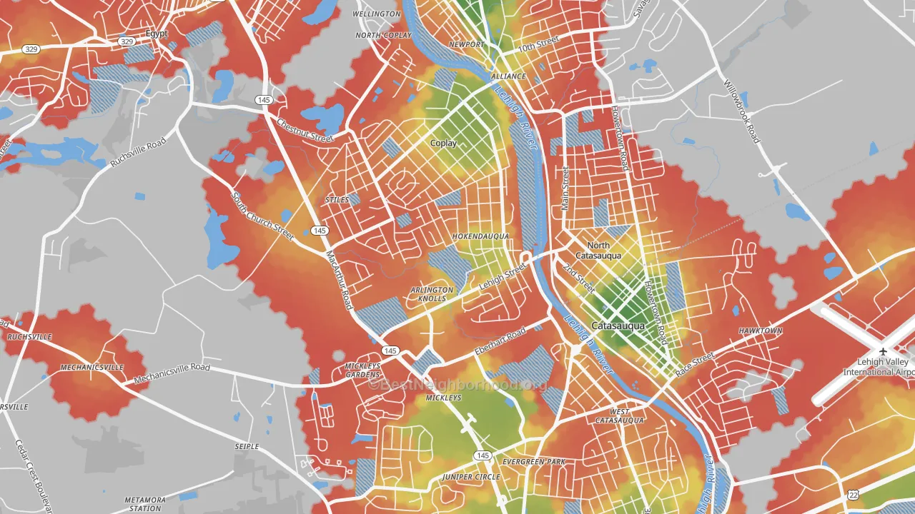 Walk Grade map of Hokendauqua, PA, walkable areas in green and car-dependent areas in red