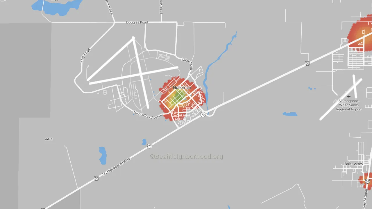 Walk Grade map of Holloman AFB, NM, walkable areas in green and car-dependent areas in red