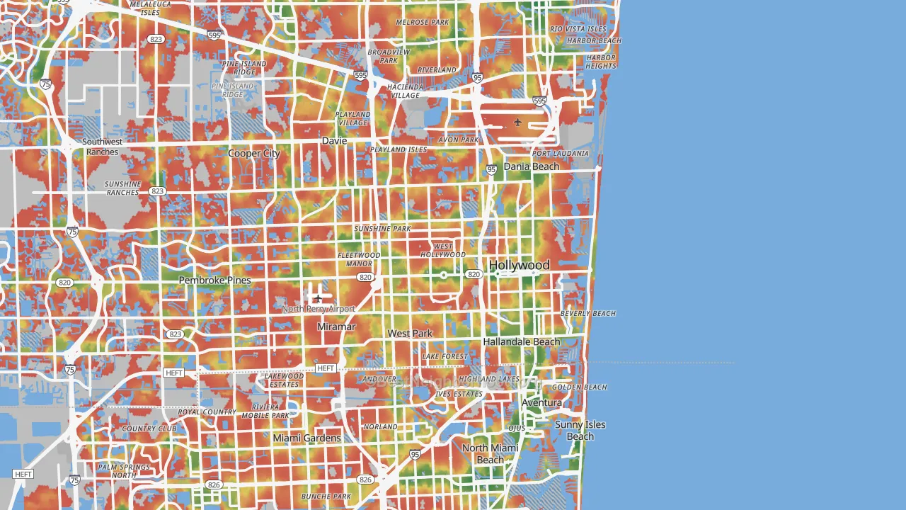 Walk Grade map of Hollywood, FL, walkable areas in green and car-dependent areas in red