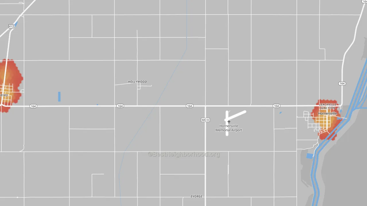 Walk Grade map of Hollywood, MO, walkable areas in green and car-dependent areas in red