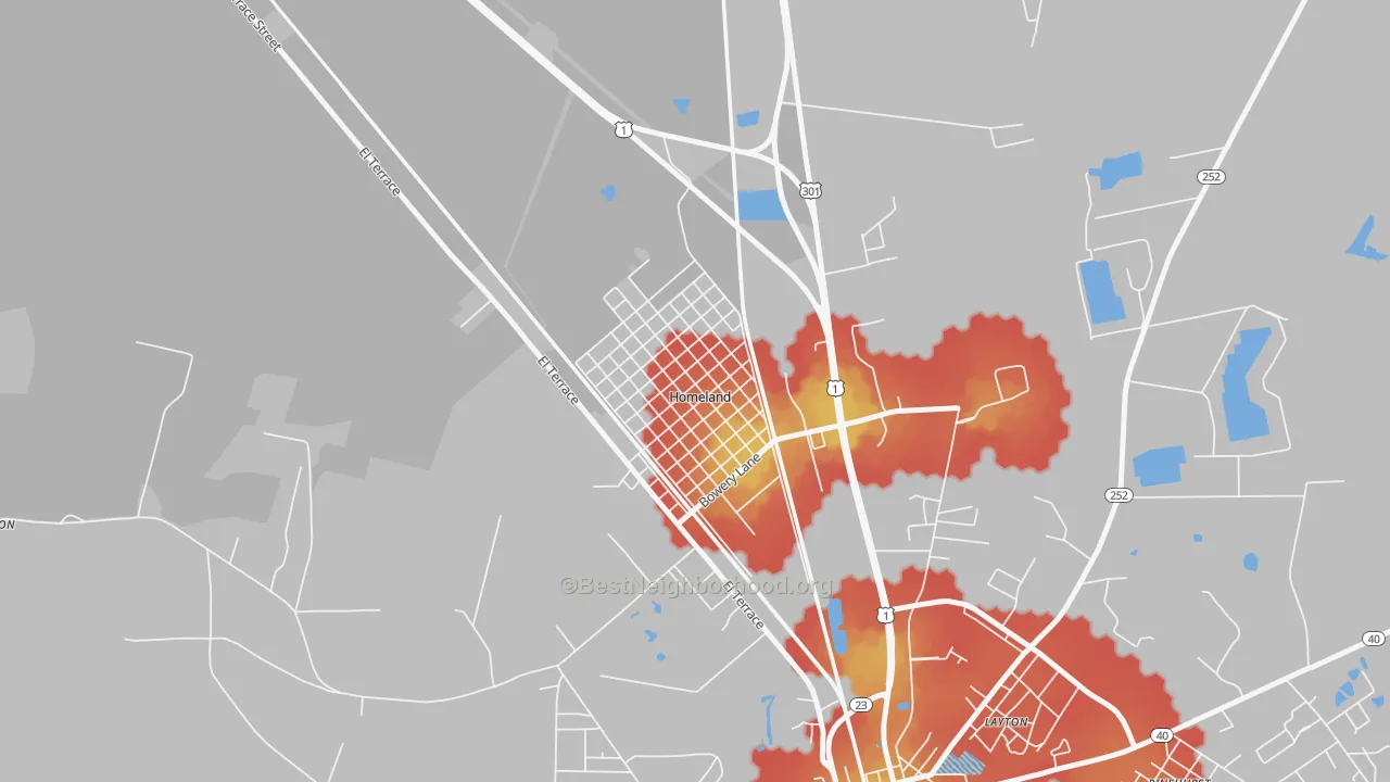 Walk Grade map of Homeland, GA, walkable areas in green and car-dependent areas in red