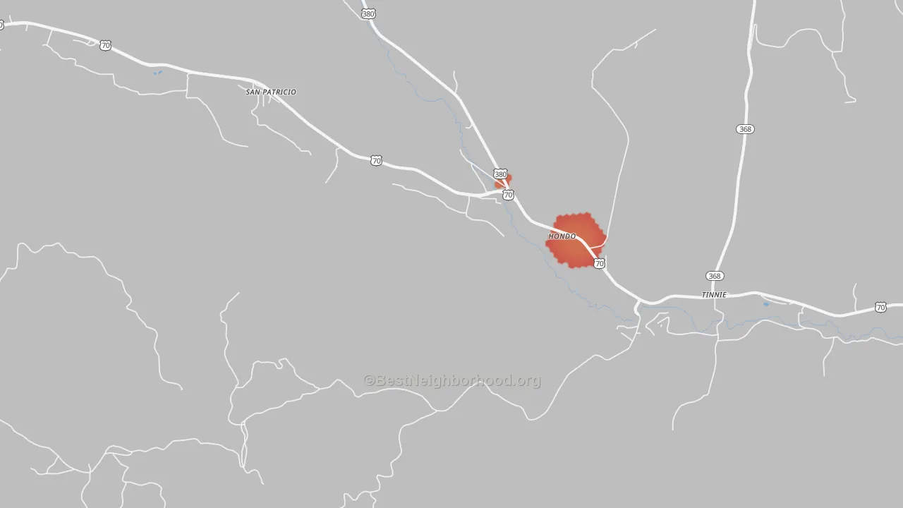 Walk Grade map of Hondo, NM, walkable areas in green and car-dependent areas in red