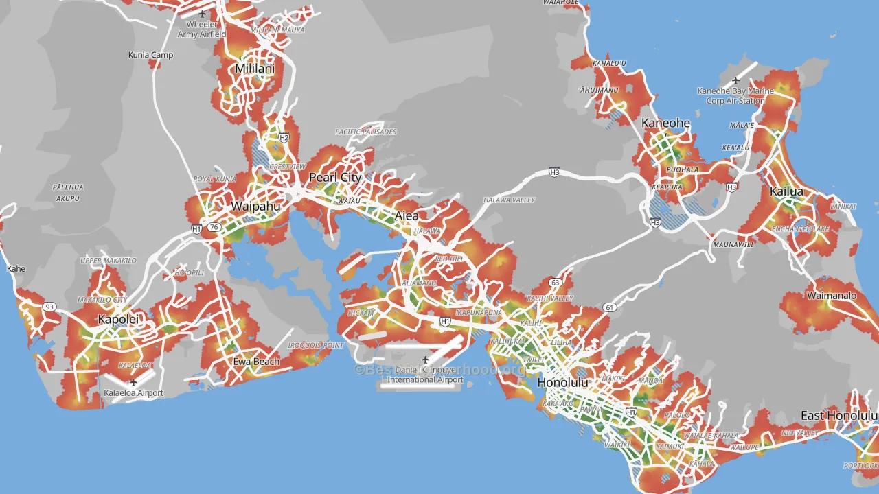 Walk Grade map of Honolulu County, HI, walkable areas in green and car-dependent areas in red