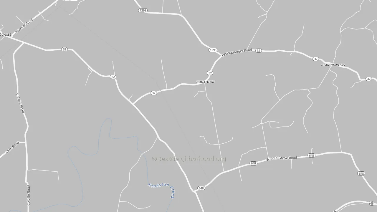 Walk Grade map of Hooktown, KY, walkable areas in green and car-dependent areas in red