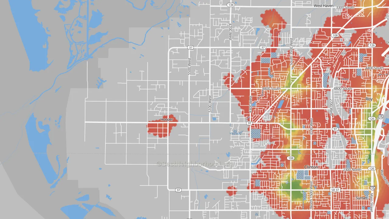 Walk Grade map of Hooper, UT, walkable areas in green and car-dependent areas in red