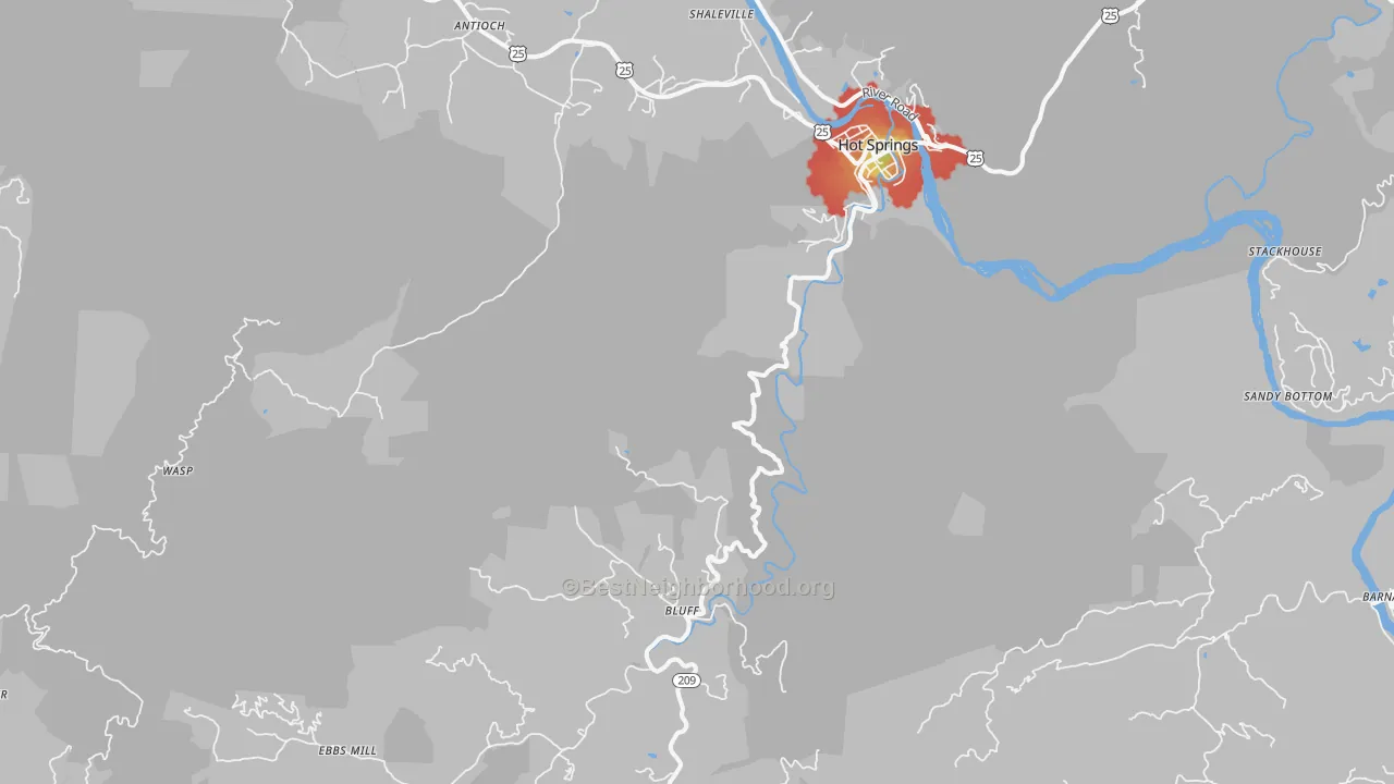 Walk Grade map of Hot Springs, NC, walkable areas in green and car-dependent areas in red