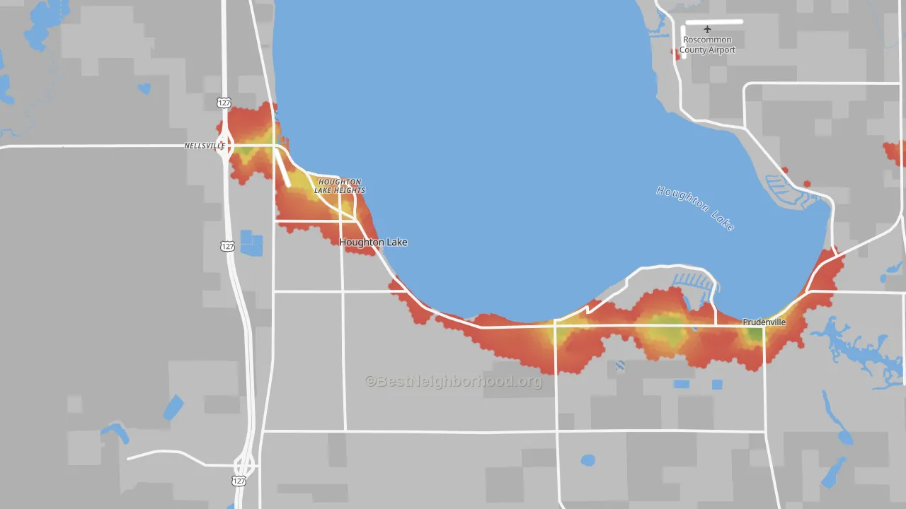 Walk Grade map of Houghton Lake, MI, walkable areas in green and car-dependent areas in red