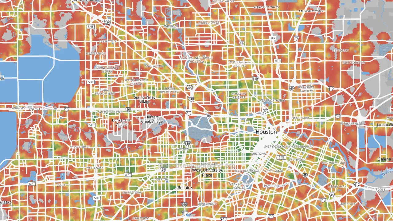 Walk Grade map of Houston, TX, walkable areas in green and car-dependent areas in red