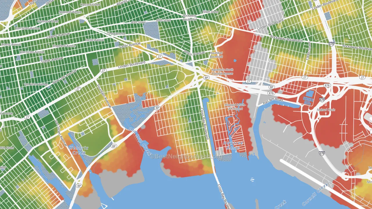 Walk Grade map of Howard Beach, Queens, NY, walkable areas in green and car-dependent areas in red