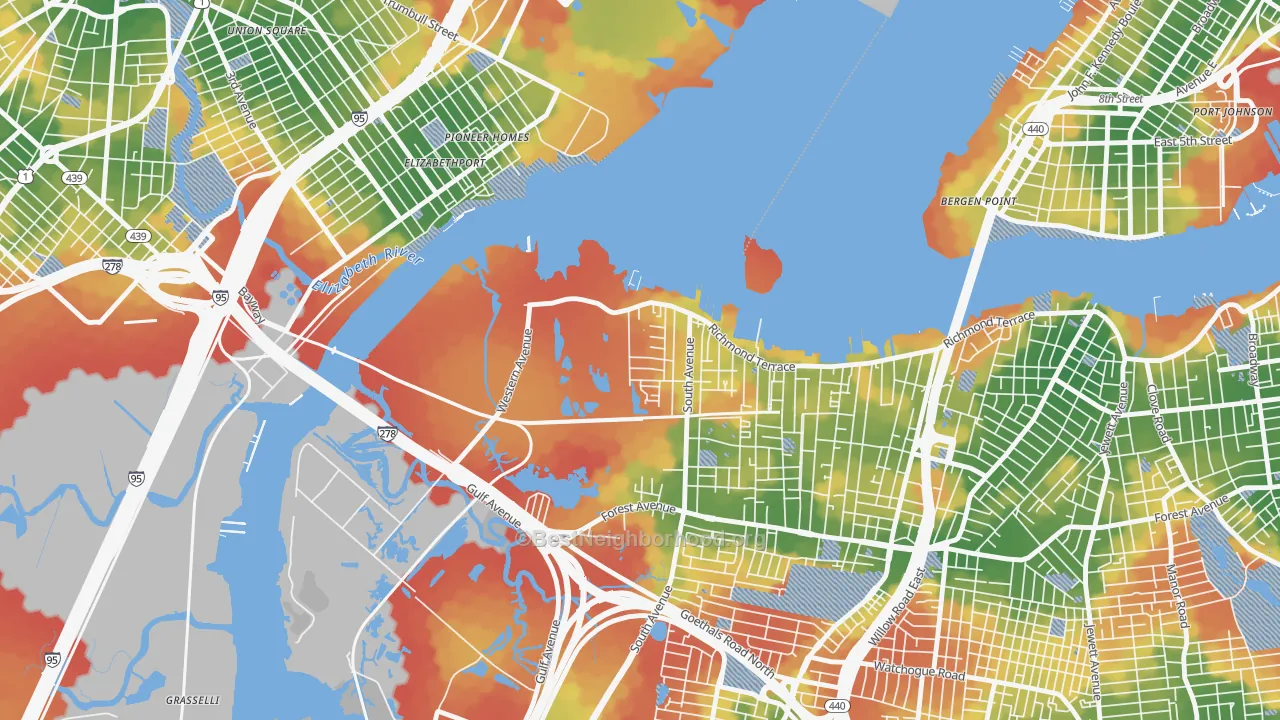 Walk Grade map of Howland Hook, Staten Island, NY, walkable areas in green and car-dependent areas in red