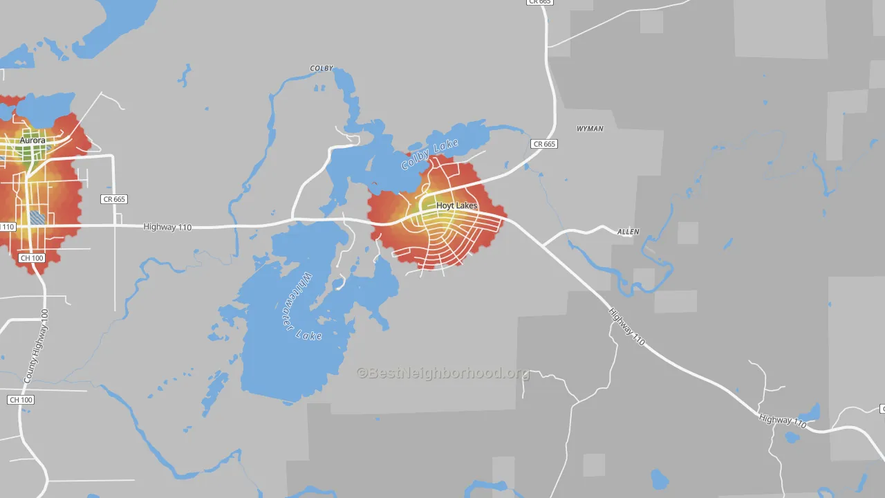 Walk Grade map of Hoyt Lakes, MN, walkable areas in green and car-dependent areas in red