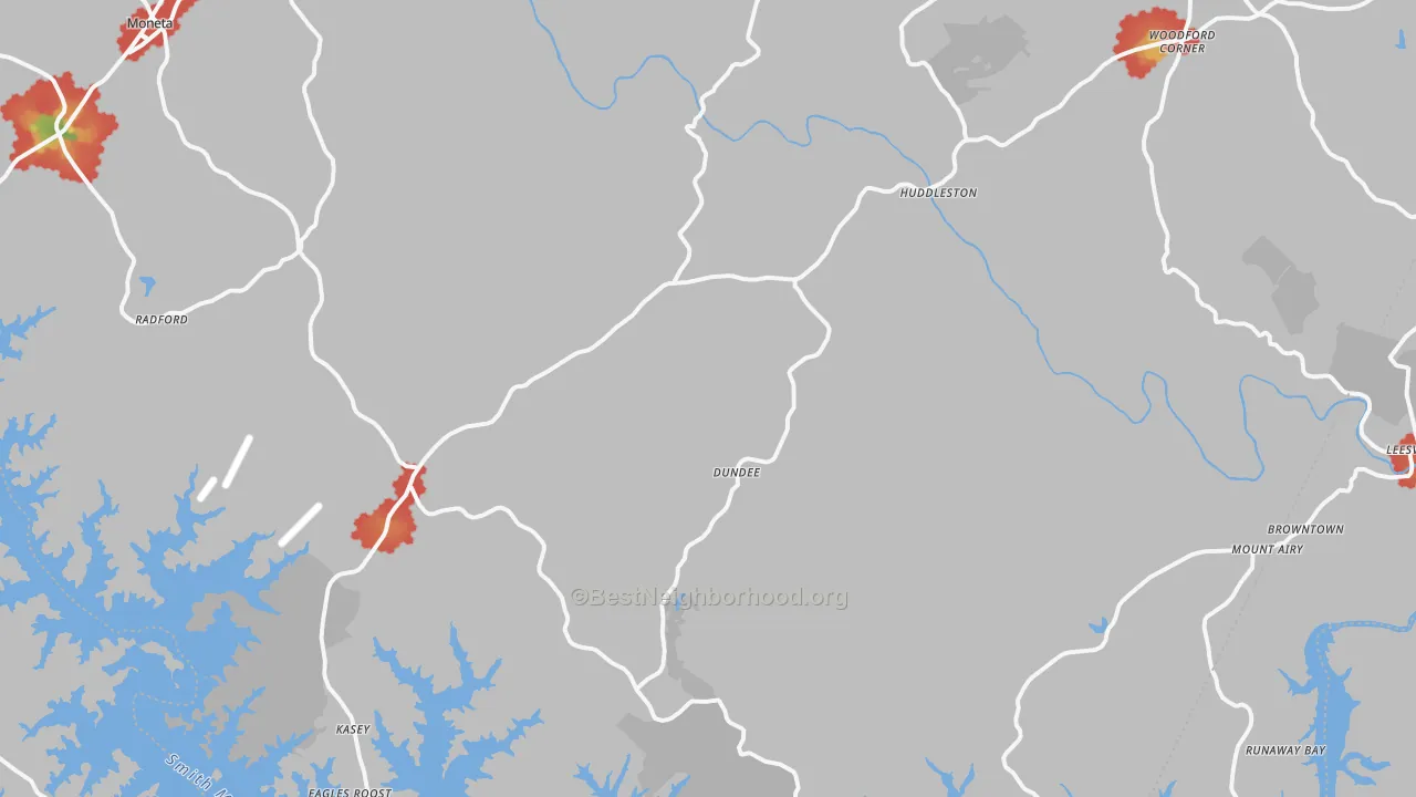 Walk Grade map of Huddleston, VA, walkable areas in green and car-dependent areas in red