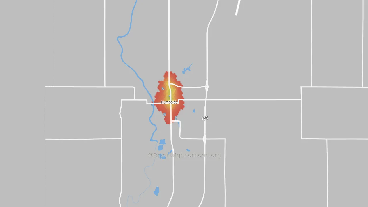Walk Grade map of Humboldt, KS, walkable areas in green and car-dependent areas in red