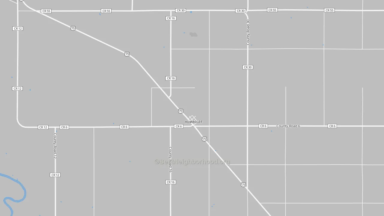 Walk Grade map of Humboldt, MN, walkable areas in green and car-dependent areas in red