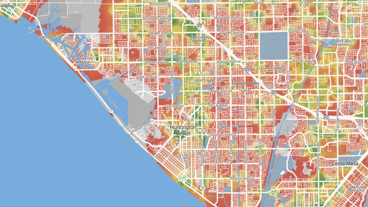 Walk Grade map of Huntington Beach, CA, walkable areas in green and car-dependent areas in red