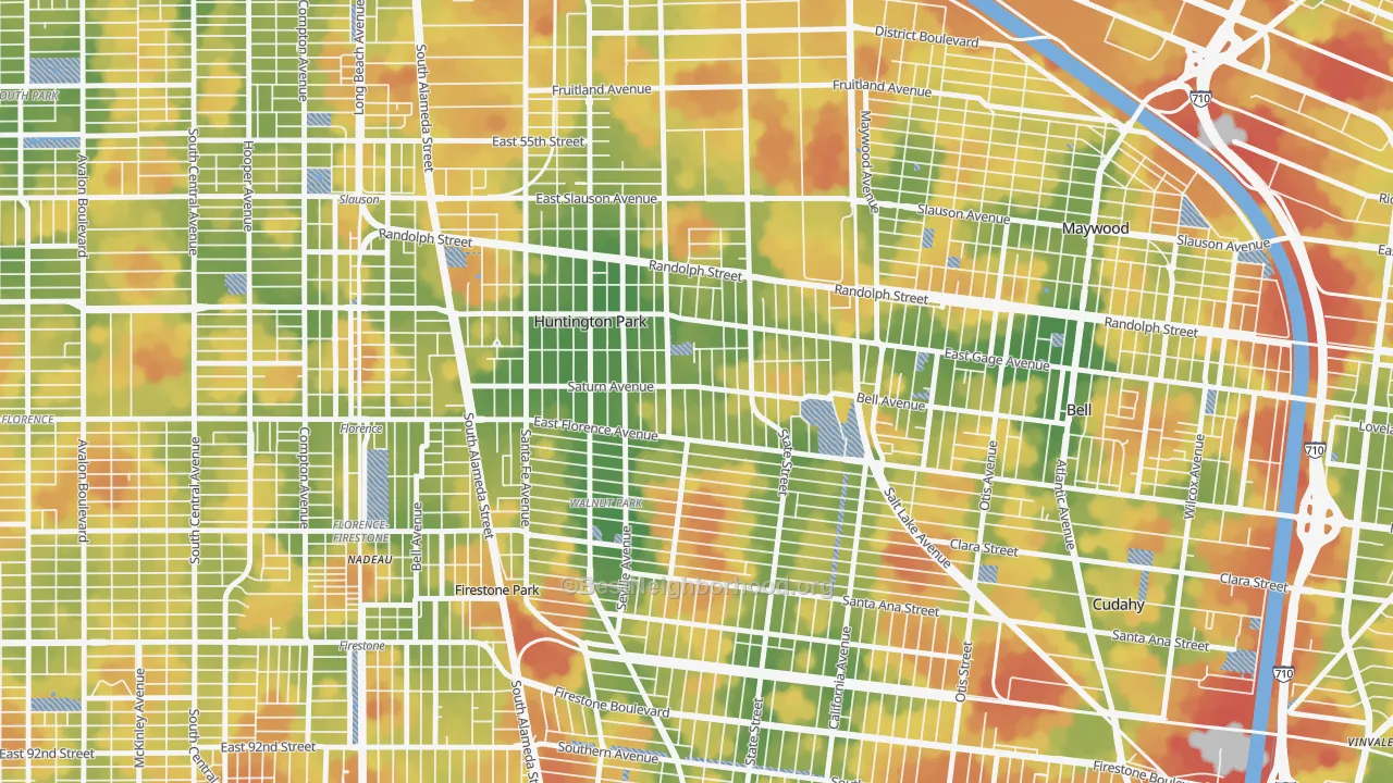 Walk Grade map of Huntington Park, CA, walkable areas in green and car-dependent areas in red