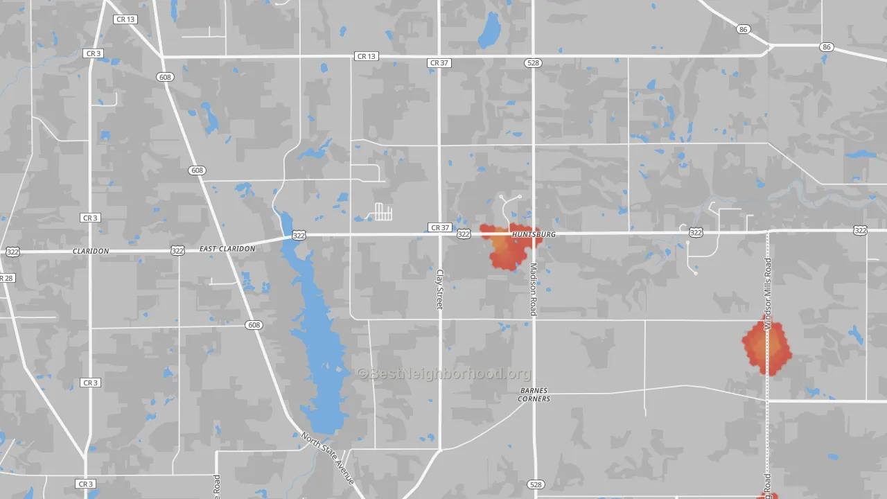 Walk Grade map of Huntsburg, OH, walkable areas in green and car-dependent areas in red