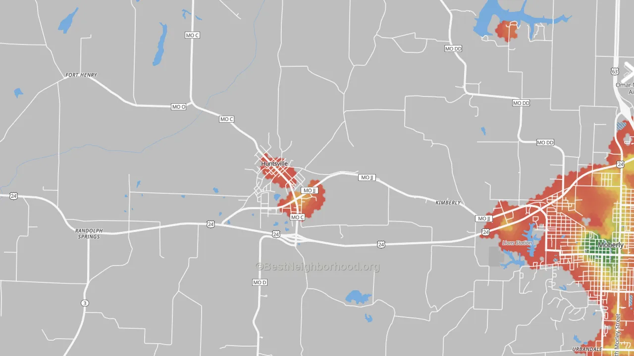 Walk Grade map of Huntsville, MO, walkable areas in green and car-dependent areas in red