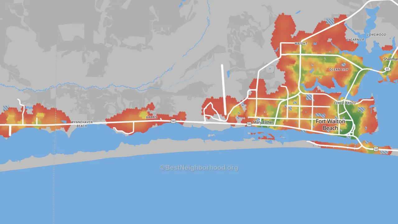 Walk Grade map of Hurlburt Field, FL, walkable areas in green and car-dependent areas in red