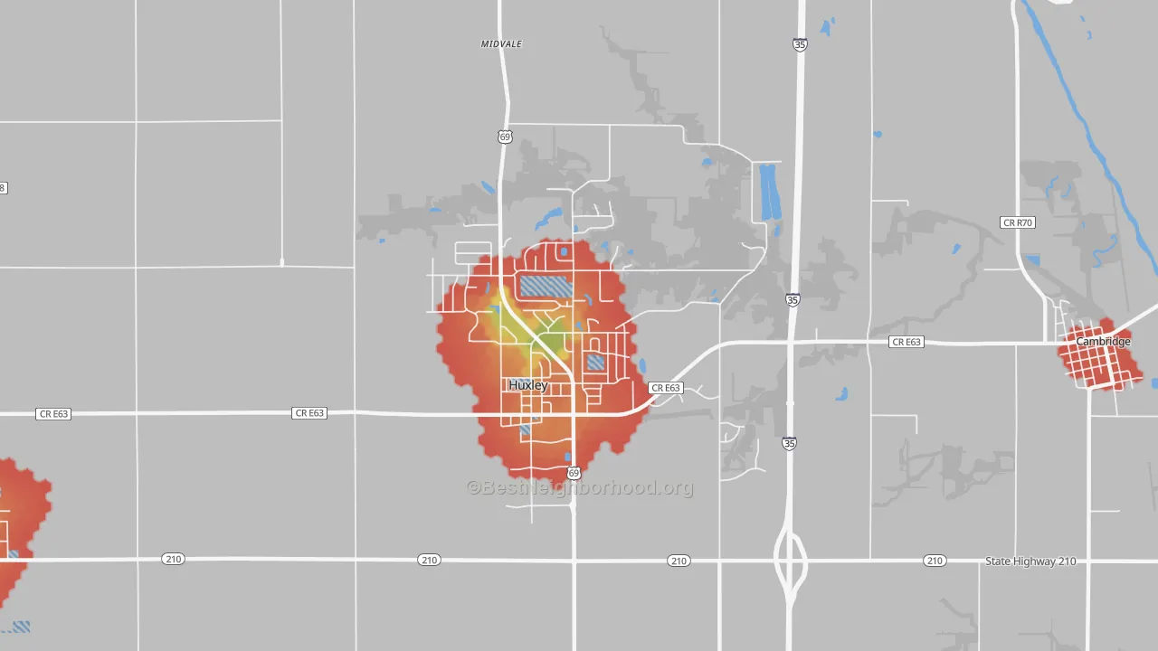 Walk Grade map of Huxley, IA, walkable areas in green and car-dependent areas in red