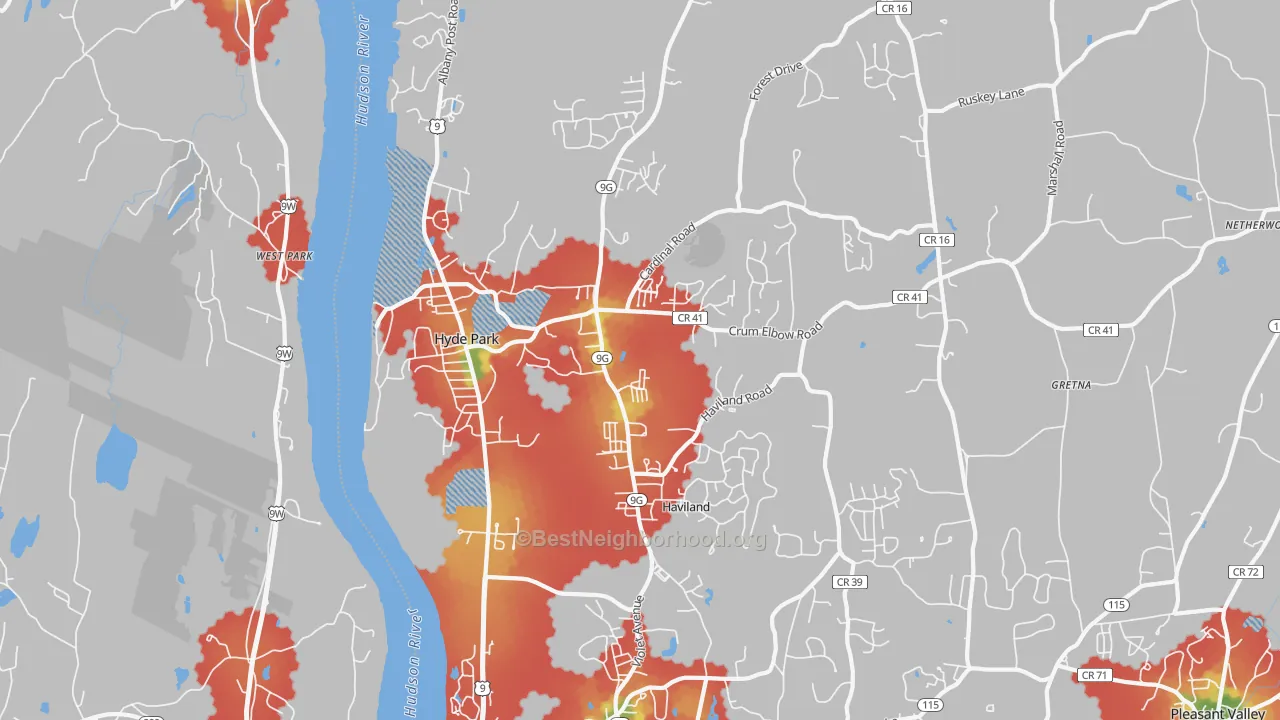 Walk Grade map of Hyde Park, NY, walkable areas in green and car-dependent areas in red