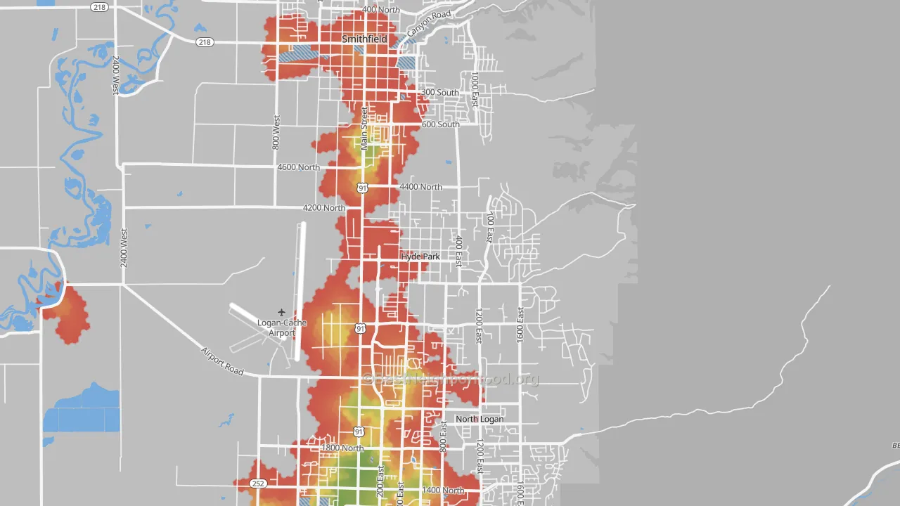 Walk Grade map of Hyde Park, UT, walkable areas in green and car-dependent areas in red