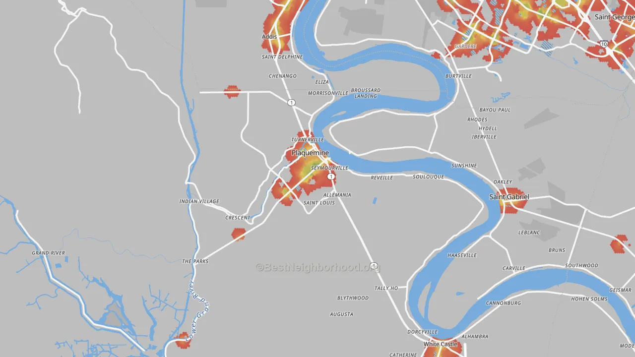 Walk Grade map of Iberville Parish, LA, walkable areas in green and car-dependent areas in red