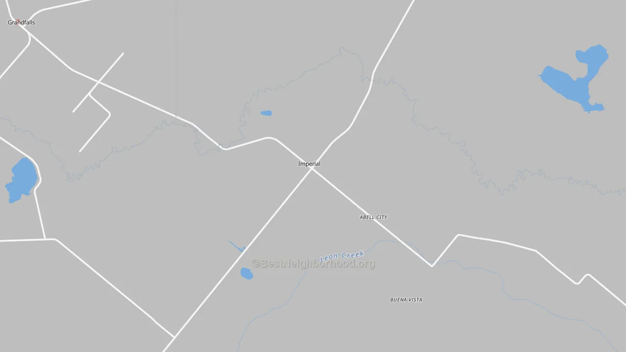 Walk Grade map of Imperial, TX, walkable areas in green and car-dependent areas in red