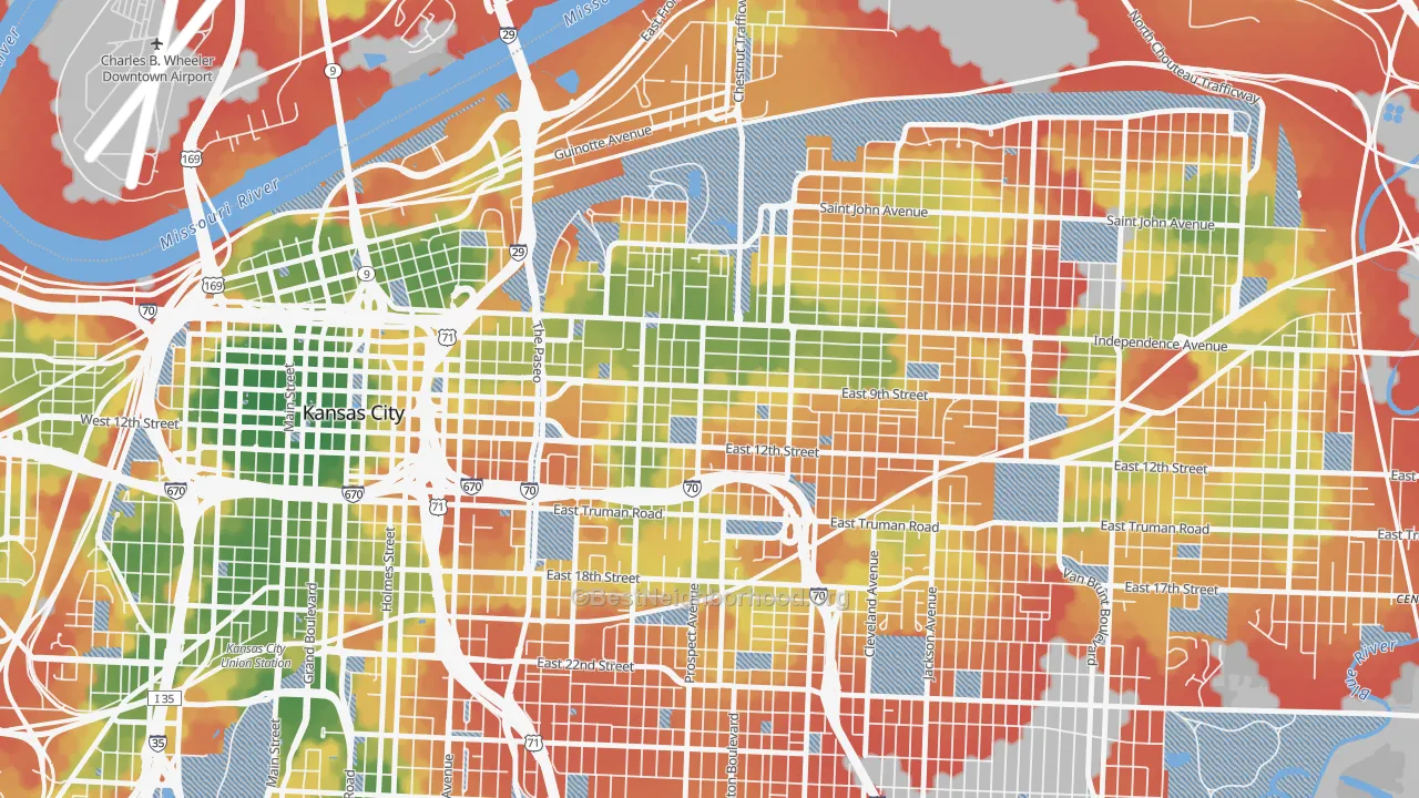 Walk Grade map of Independence Plaza, Kansas City, MO, walkable areas in green and car-dependent areas in red