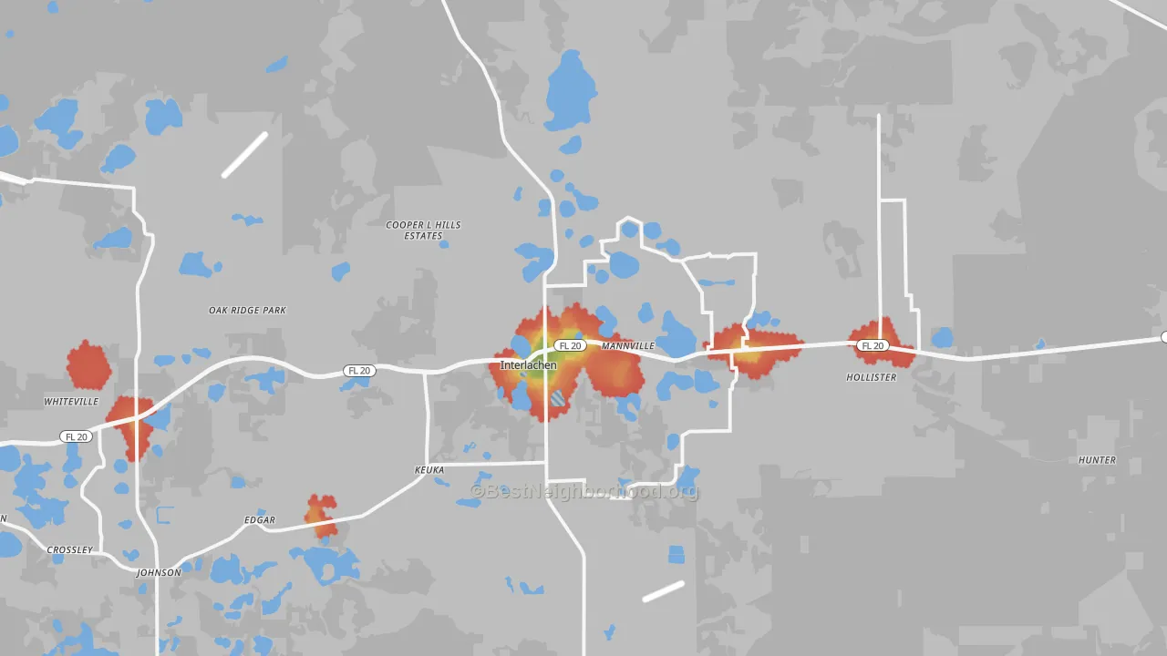 Walk Grade map of Interlachen, FL, walkable areas in green and car-dependent areas in red