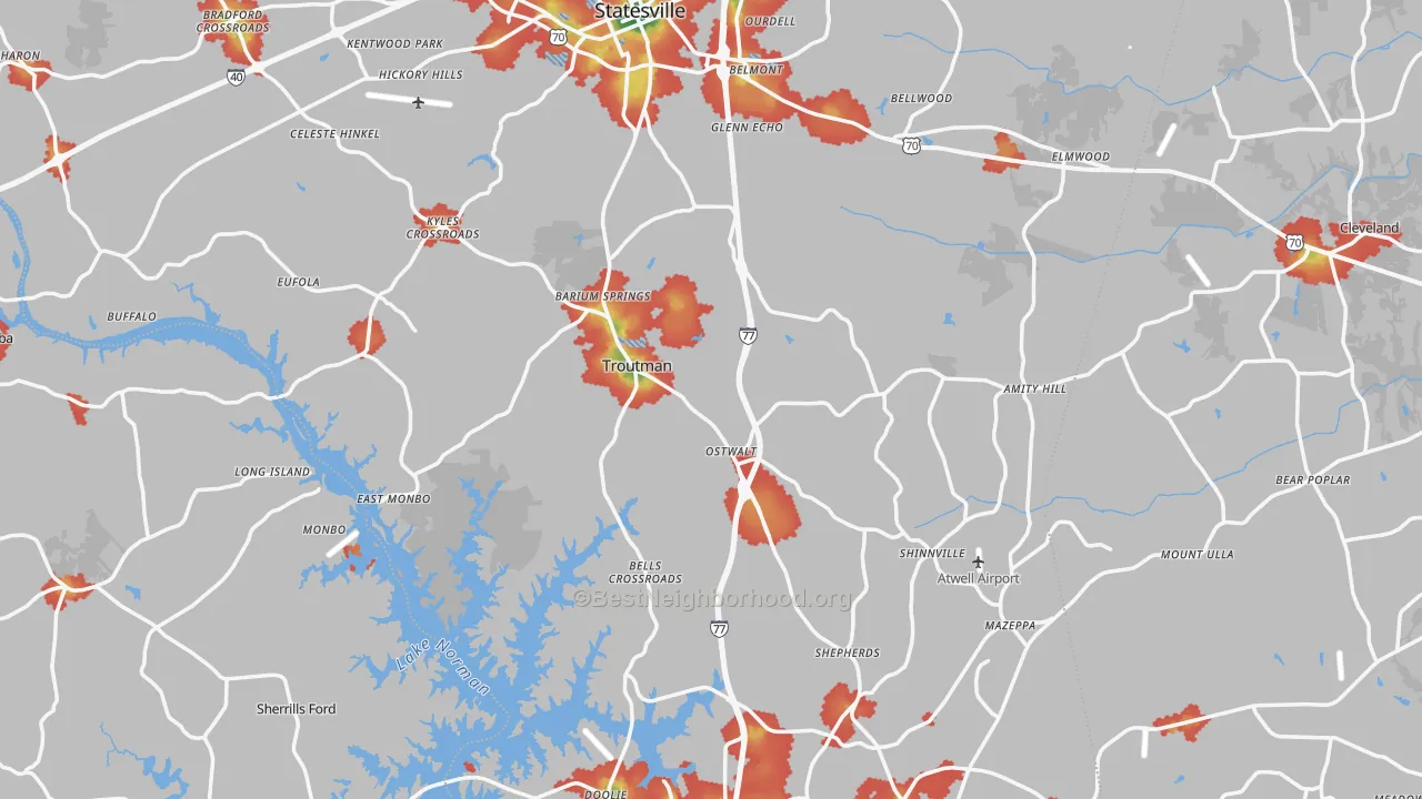 Walk Grade map of Iredell County, NC, walkable areas in green and car-dependent areas in red