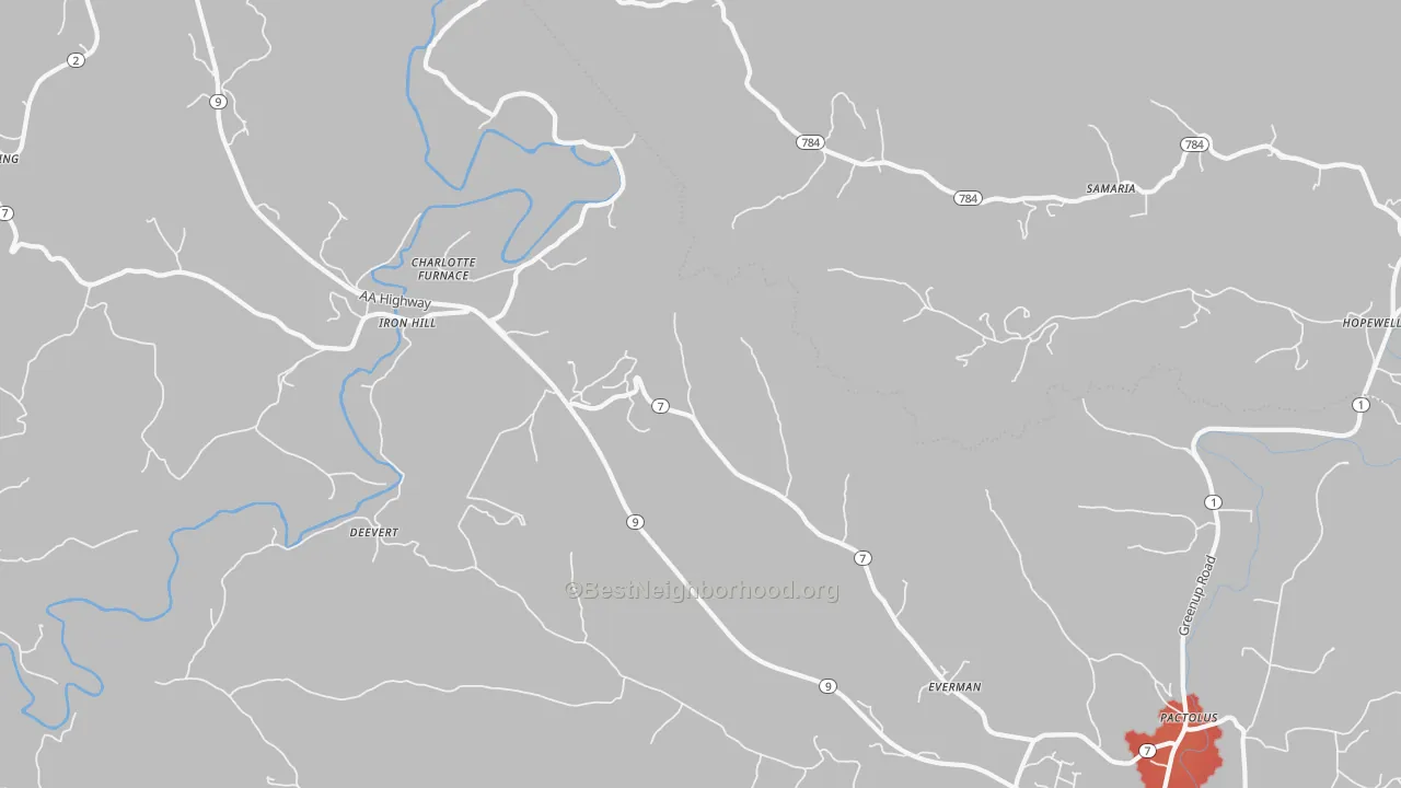 Walk Grade map of Iron Hill, KY, walkable areas in green and car-dependent areas in red