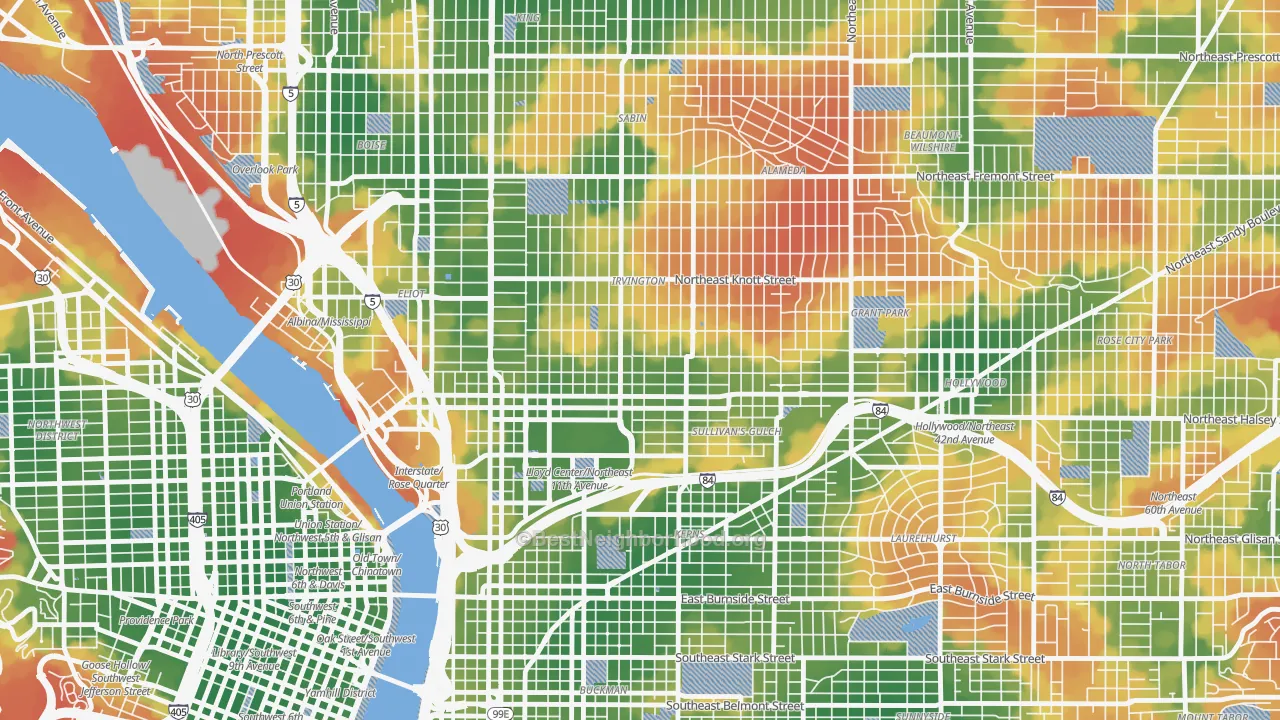 Walk Grade map of Irvington, Portland, OR, walkable areas in green and car-dependent areas in red