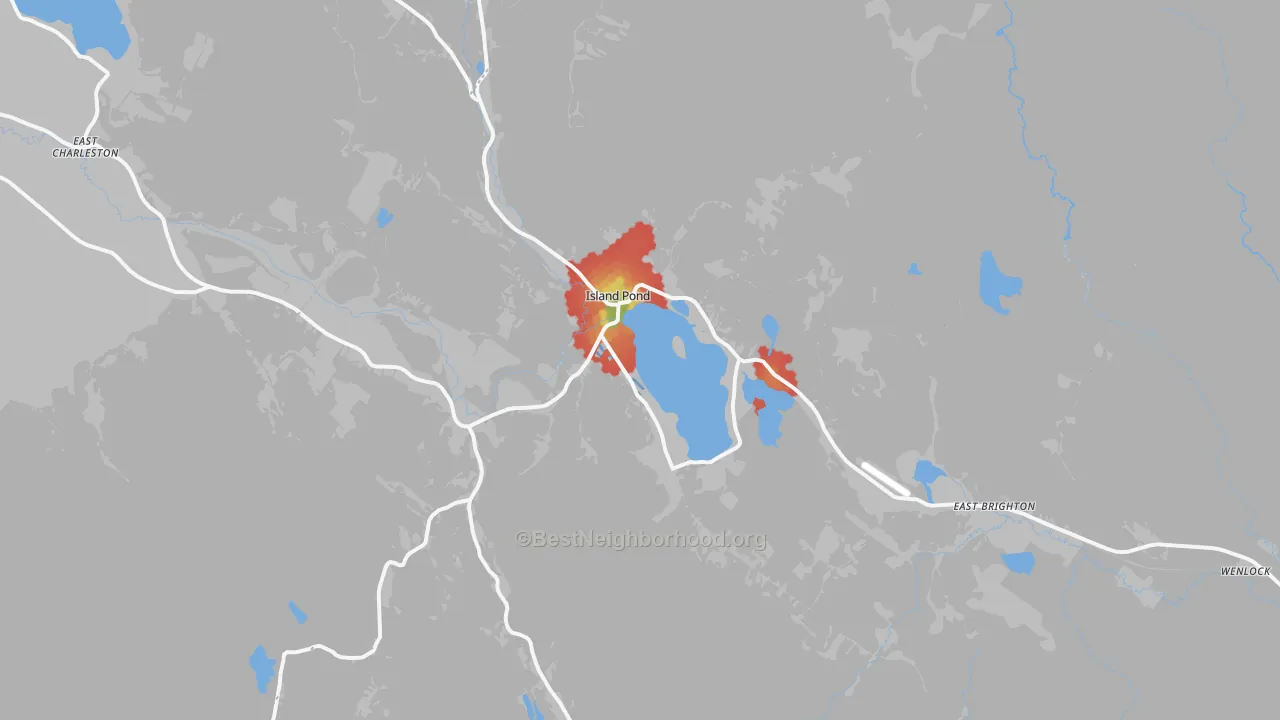 Walk Grade map of Island Pond, VT, walkable areas in green and car-dependent areas in red
